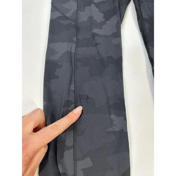 Lululemon Legging 4 Fast Free HR Tight Br Nulux 365 Camo Deep Coal Pocket Flaw - Picture 3 of 10